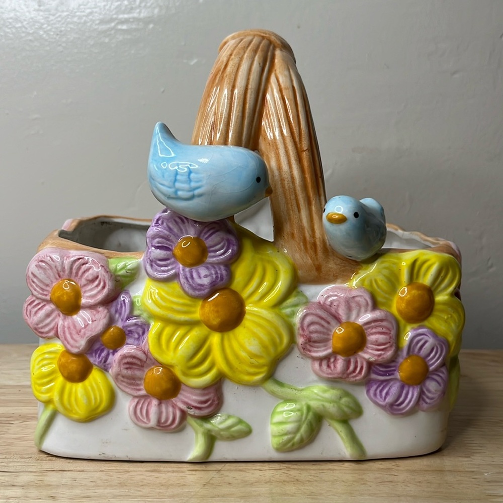 Vintage Easter  Spring Teleflora Blue Bird Basket Ceramic Planter Flowers
